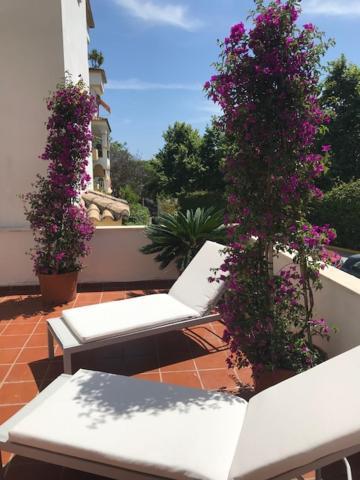 Hacienda Nagueles 1, 2 Bed 2 Bath, Large Terrace 400M From Beach Marbella Exterior photo